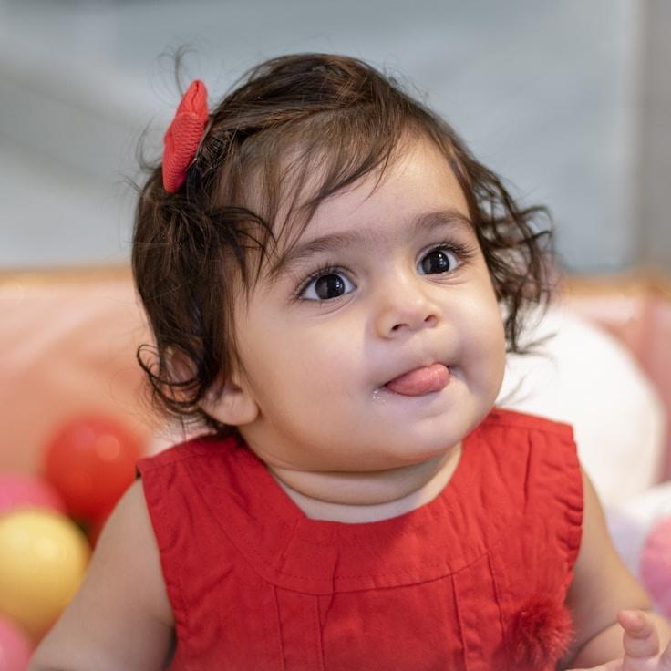 Noah van Dijk - Founder of Harbor Frame Canvas